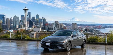 Hyundai Elantra 2024