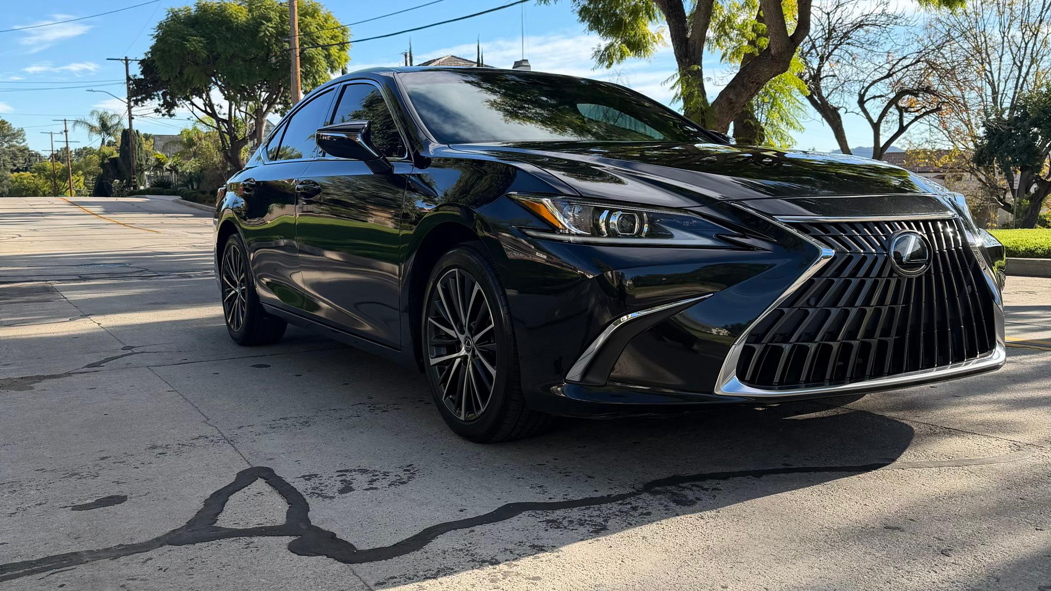 Lexus ES 2025 in 