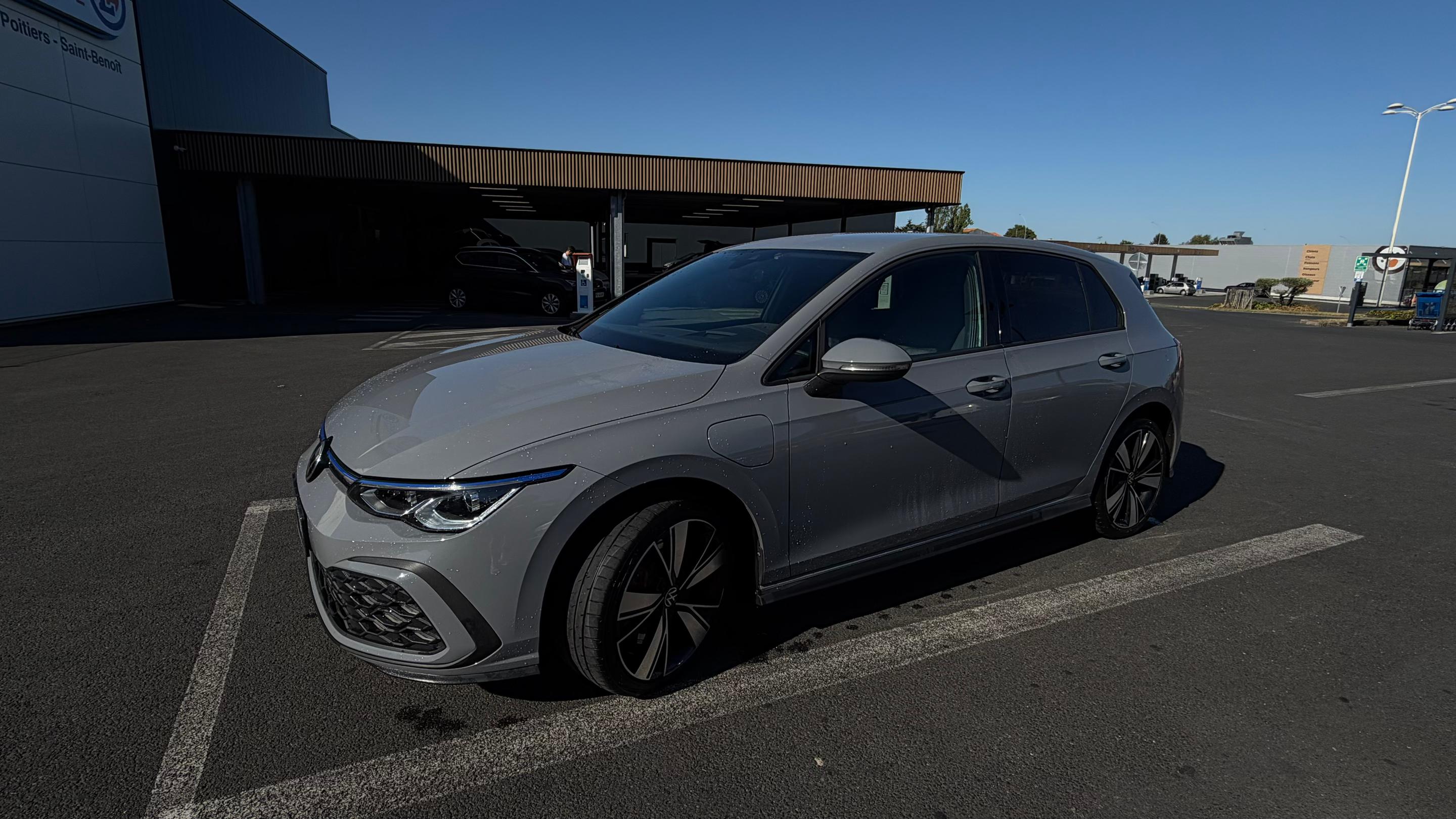 Volkswagen GOLF 2021 à Poitiers