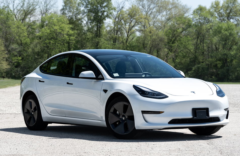 Tesla Model 3 2023 in St. Louis, MO