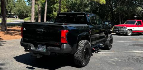 Toyota Tacoma 2024