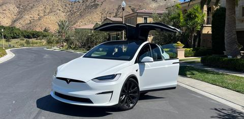 Tesla Model X 2022