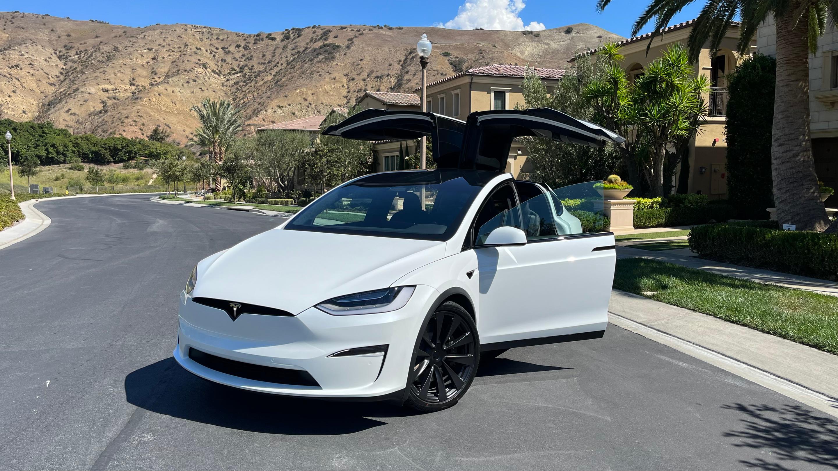 Tesla Model X 2022 in Irvine, CA