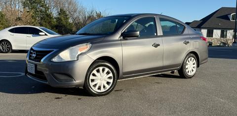Nissan Versa 2016