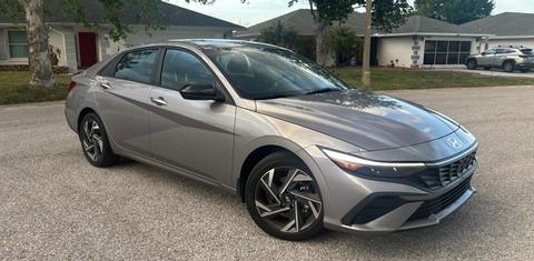 Hyundai Elantra 2025