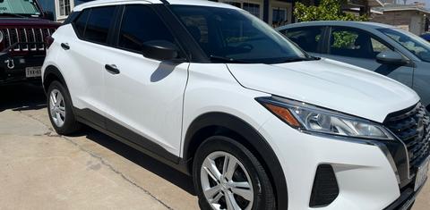 Nissan Kicks Play 2025