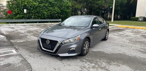 Nissan Altima 2020