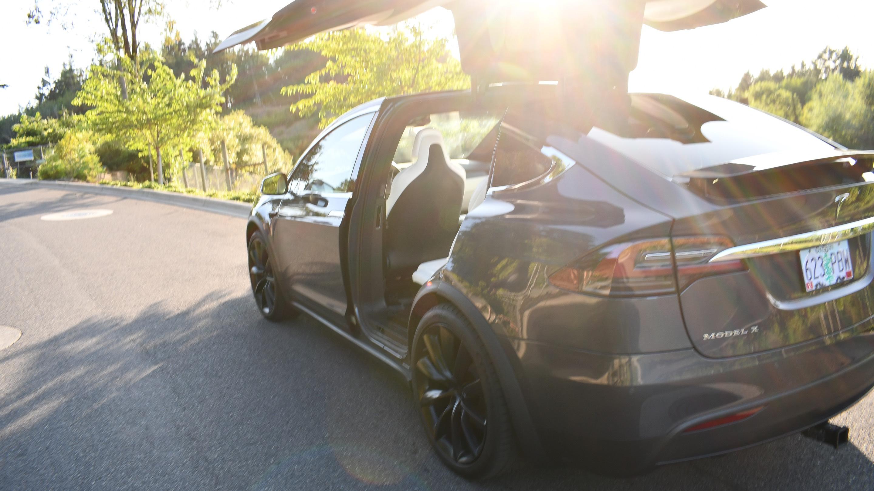 Tesla Model X 2018 in Portland, OR
