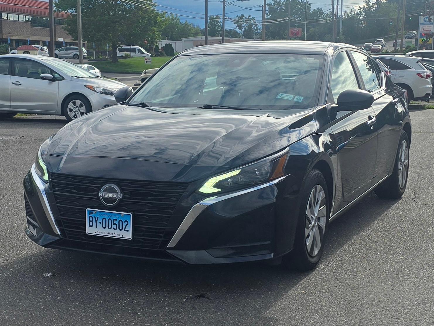 Nissan Altima 2025 in Newington, CT