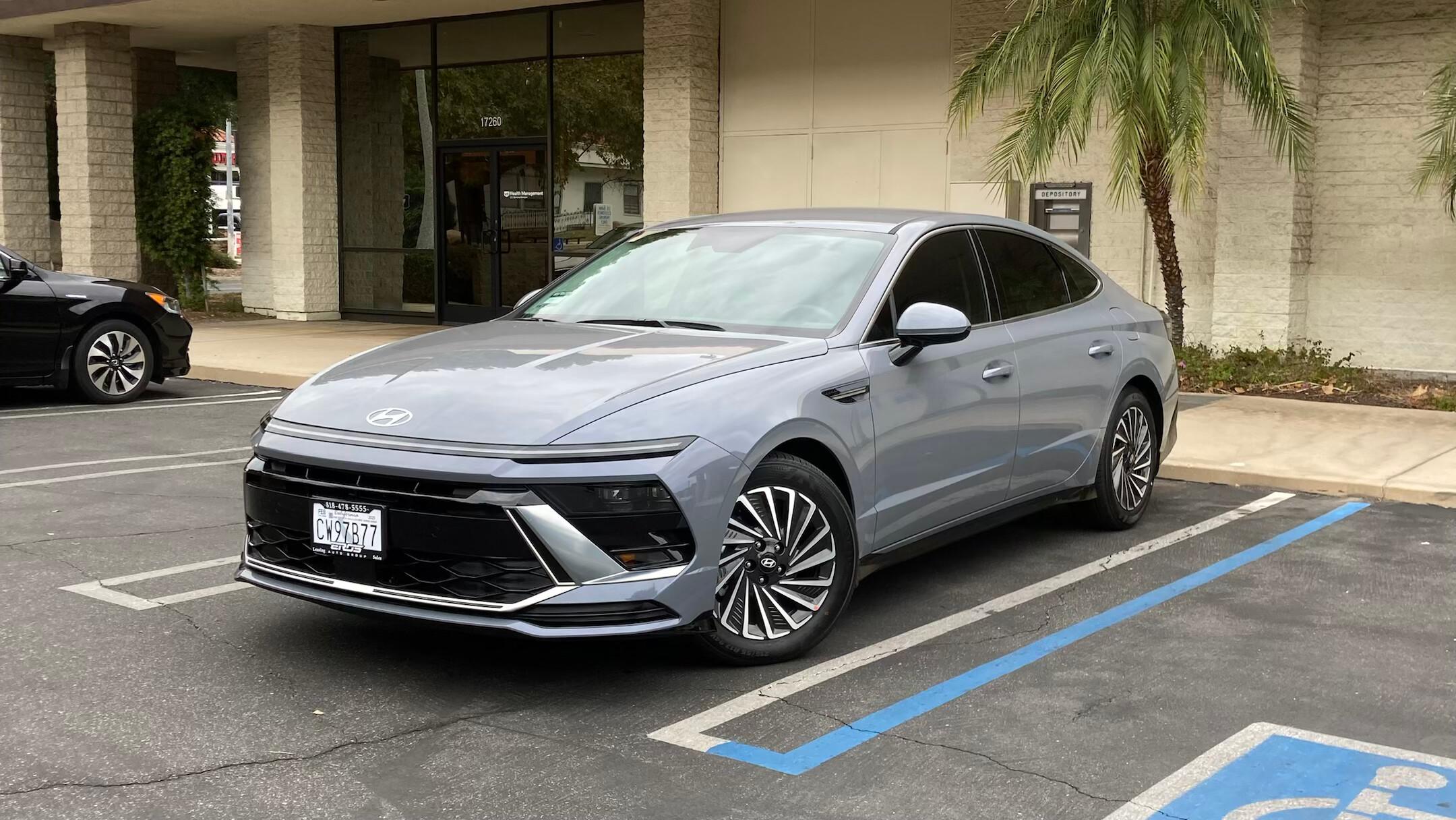 Hyundai Sonata Hybrid 2025 in Los Angeles, CA