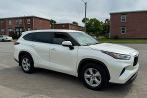 Toyota Highlander car