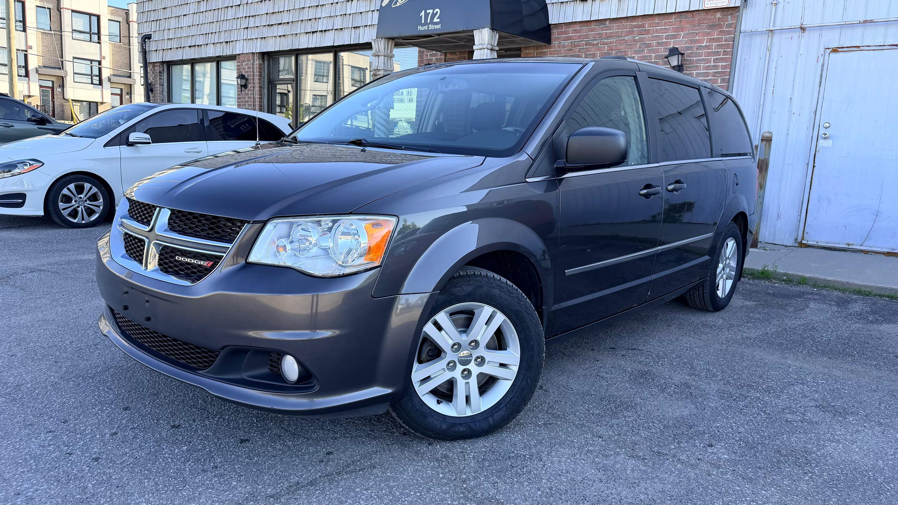 Dodge Grand Caravan 2016 in Whitby, ON