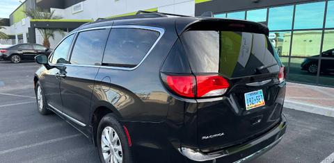 Chrysler Pacifica 2017