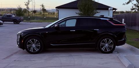 Cadillac LYRIQ 2025