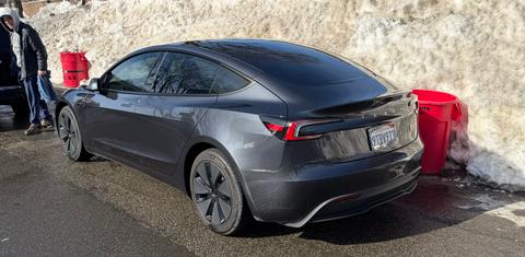 Tesla Model 3 2025