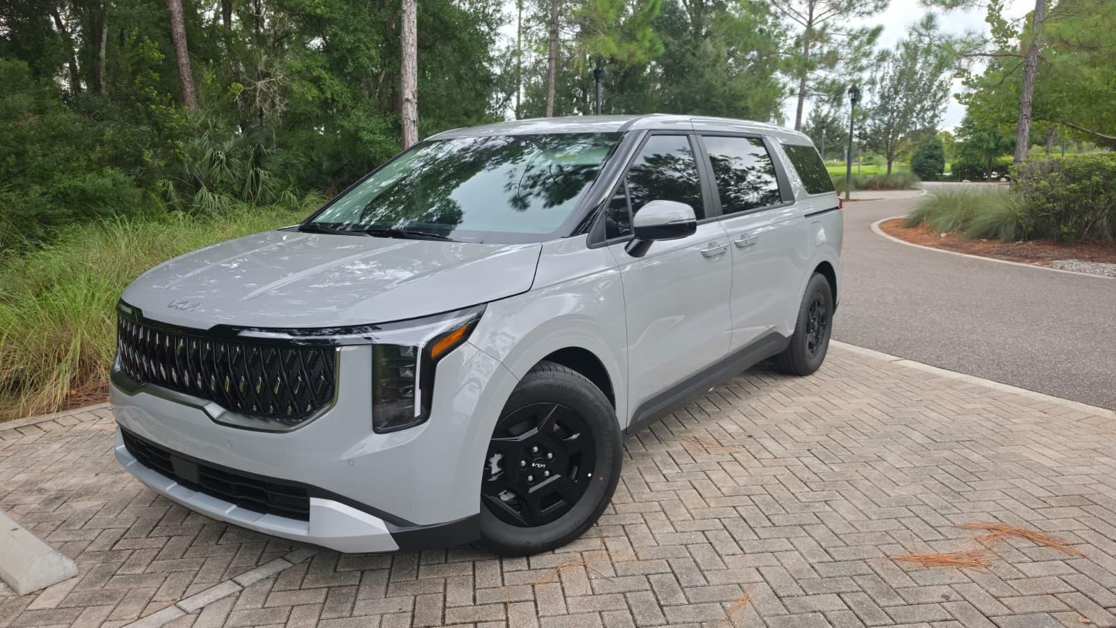 Kia Carnival 2027 in Land O' Lakes, FL