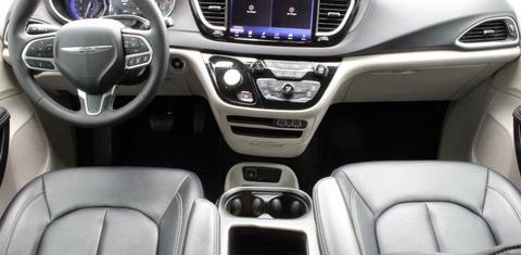 Chrysler Pacifica 2024