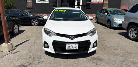 Toyota Corolla 2015