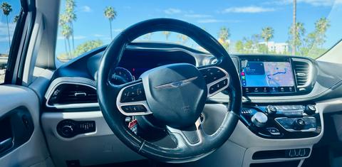 Chrysler Pacifica 2021