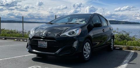 Toyota Prius c 2015