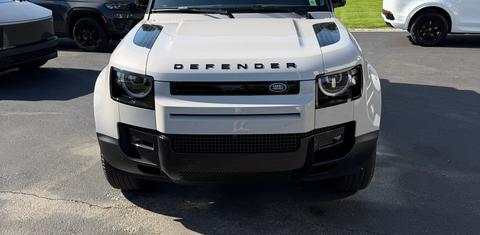 Land Rover Defender 2026
