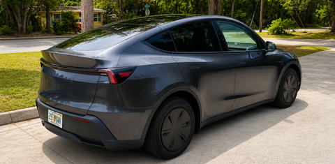 Tesla Model Y 2026