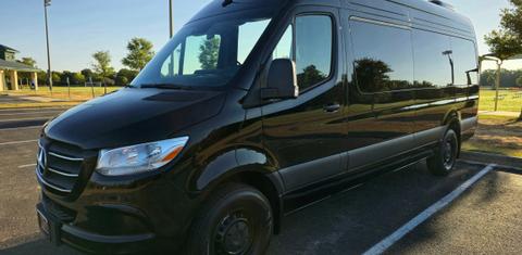 Mercedes-Benz Sprinter 2024
