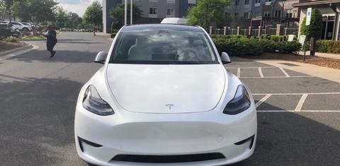 Tesla Model Y 2023