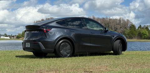 Tesla Model Y 2026