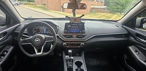 Nissan Altima 2022