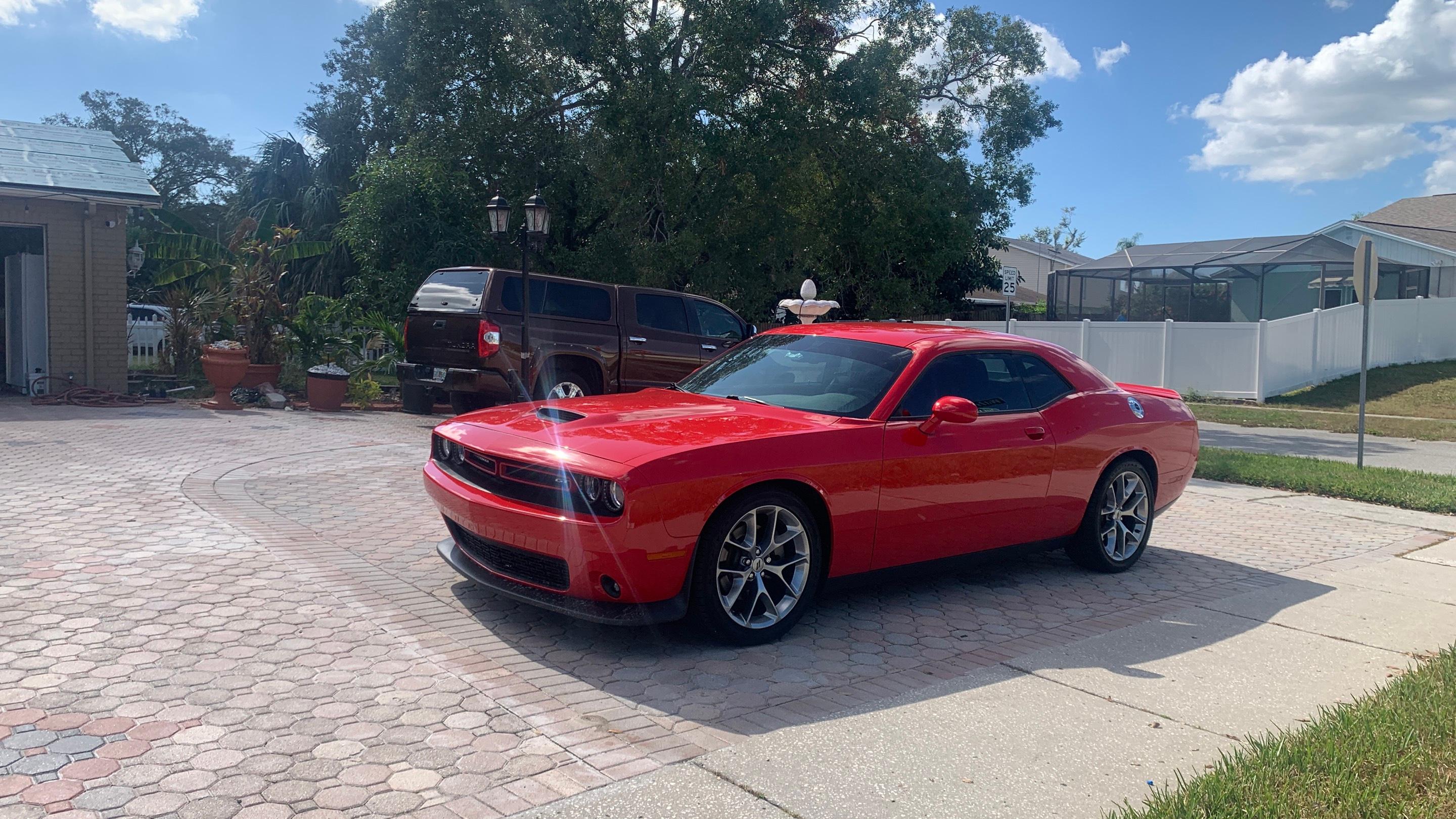Dodge Challenger 2021 in 