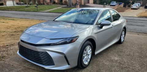 Toyota Camry Hybrid 2025