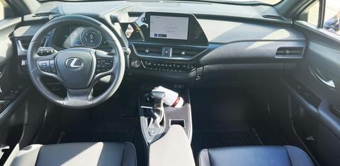 Lexus UX 2023