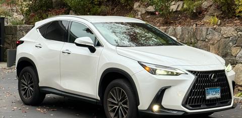 Lexus NX 2022