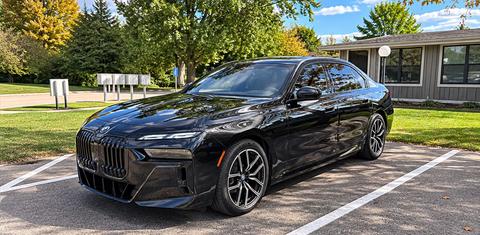 BMW i7 2023