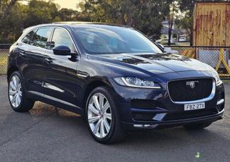 Jaguar F-Pace car