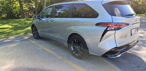 Toyota Sienna 2025
