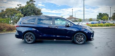 Toyota Sienna 2025