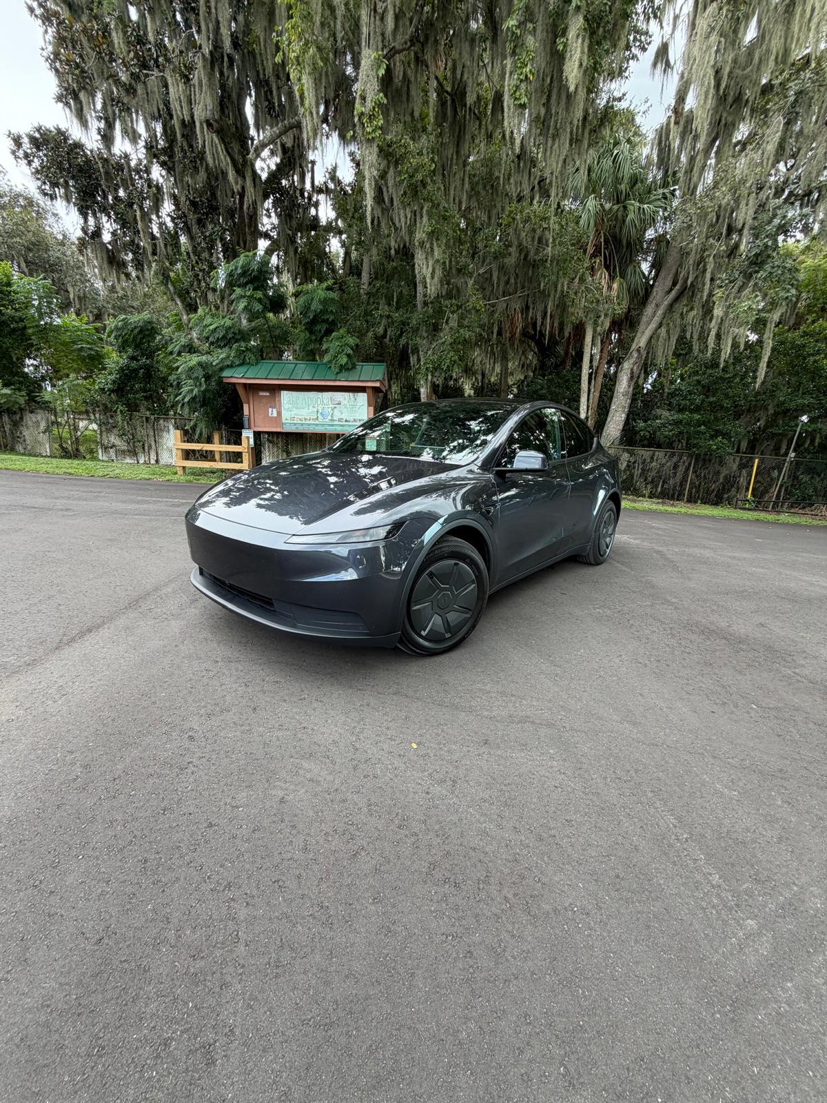 Tesla Model Y 2026 in Zellwood, FL