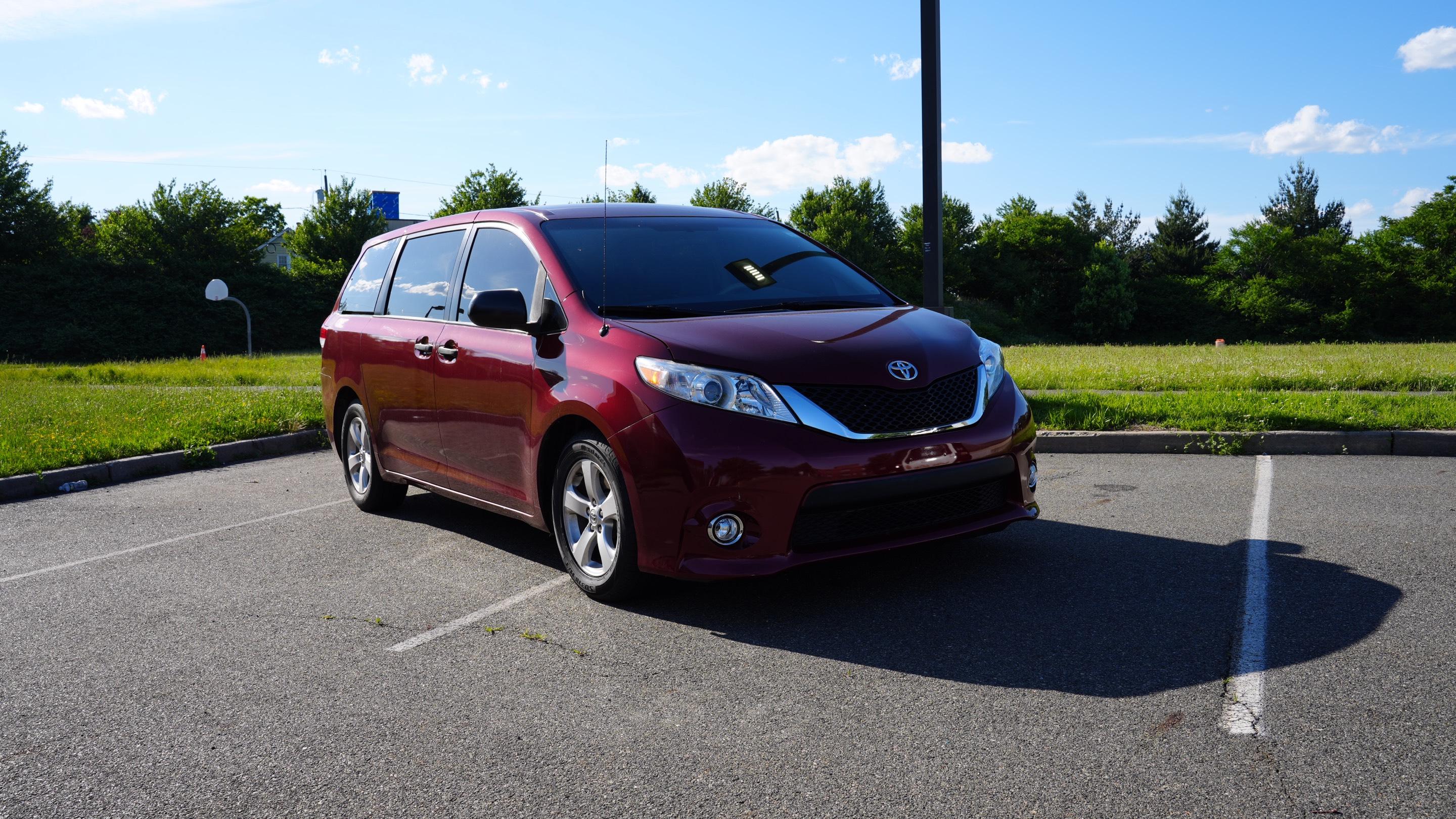 Toyota Sienna 2014 in Edison, NJ