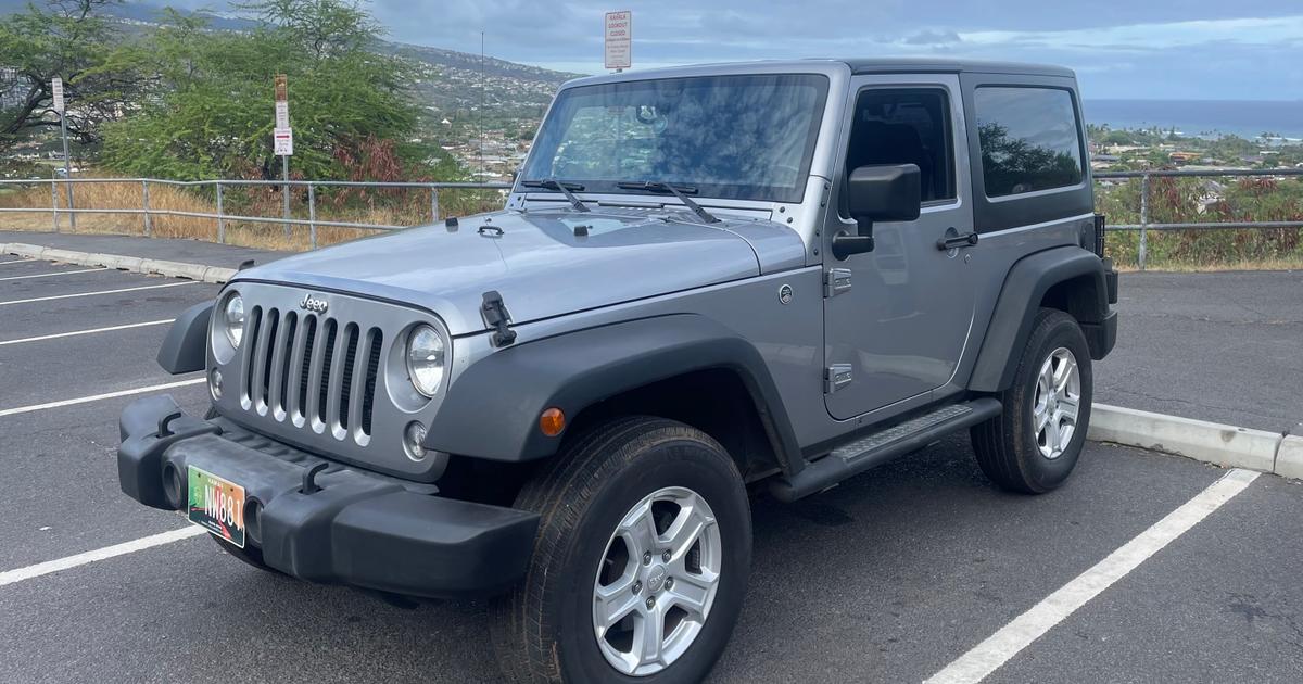 Jeep Wrangler 2016 rental in Honolulu, HI by Bunkeath M. Turo