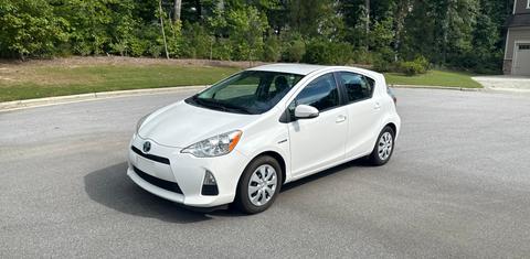 Toyota Prius c 2013