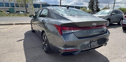 Hyundai Elantra 2022