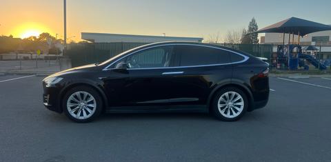 Tesla Model X 2018