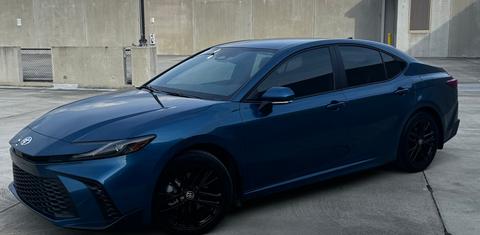 Toyota Camry Hybrid 2025