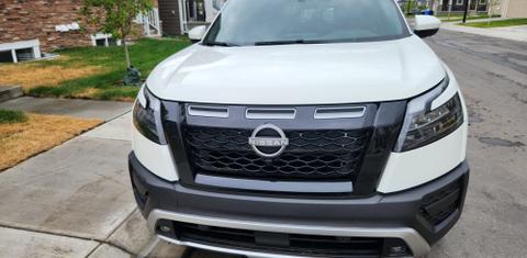 Nissan Pathfinder 2024