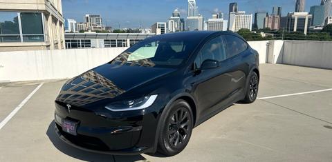 Tesla Model X 2024