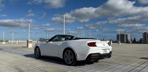 Ford Mustang 2024