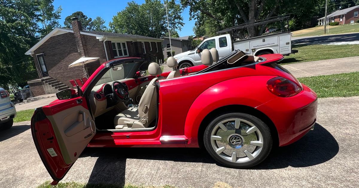 Volkswagen Beetle 2013 rental in Clarksville, TN by Emily S. Turo