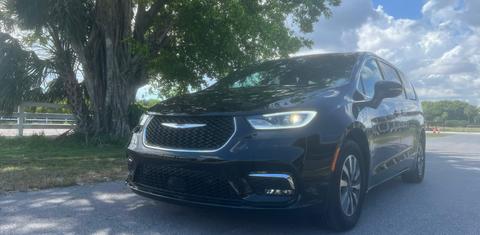 Chrysler Pacifica 2025